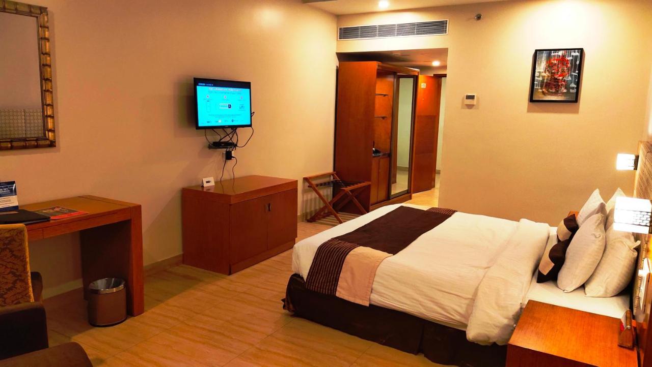 Best Western Ashoka Hyderabad Exterior photo
